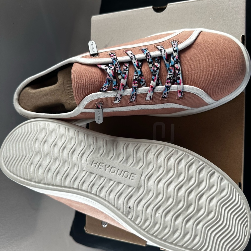 Women’s haze dudes size 9, Karina Joy canvas. Box not included
